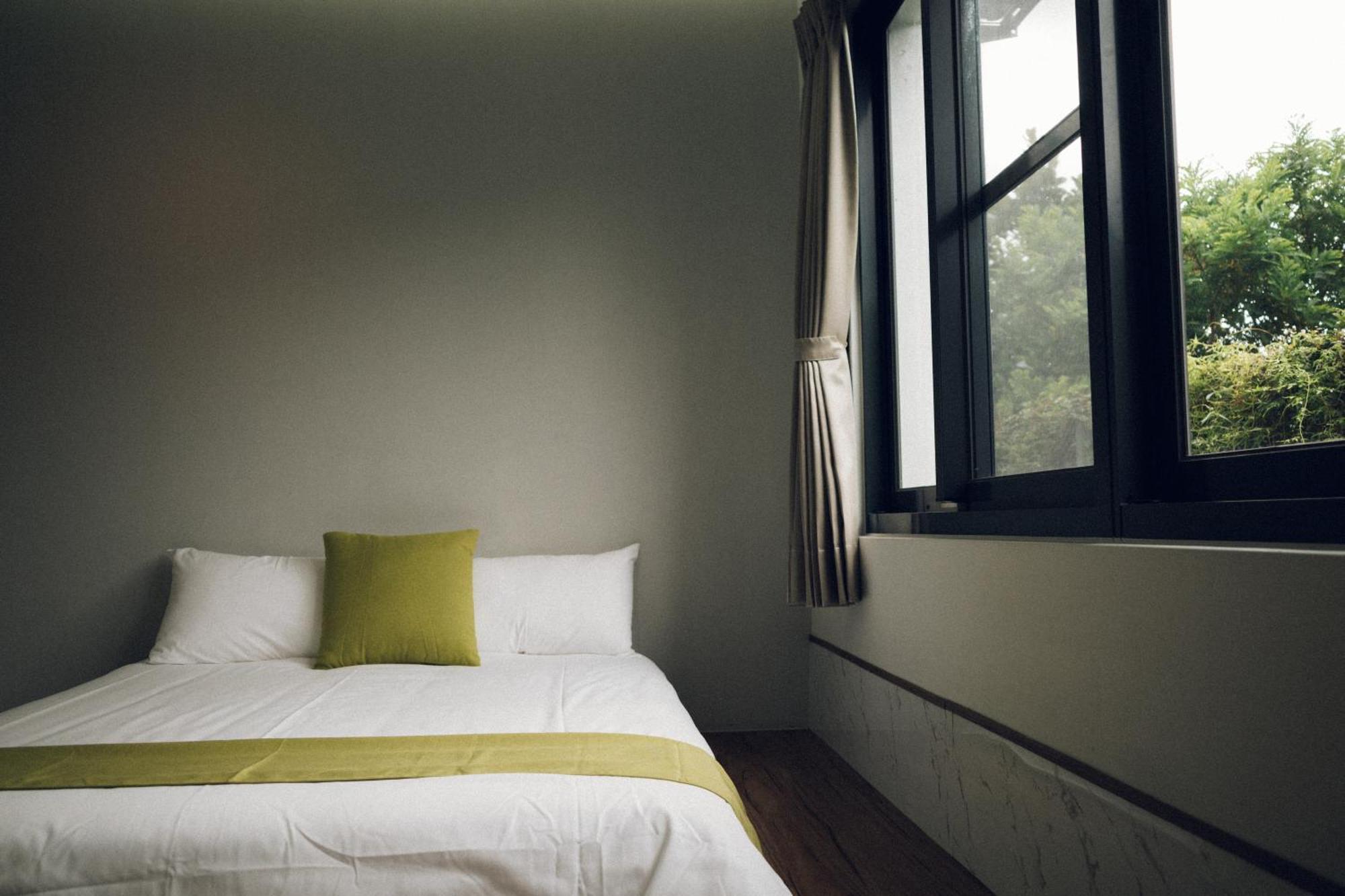 蘊慢築 茶花藝主題民宿 Yun Man Zhu Homestay Gongguan Esterno foto